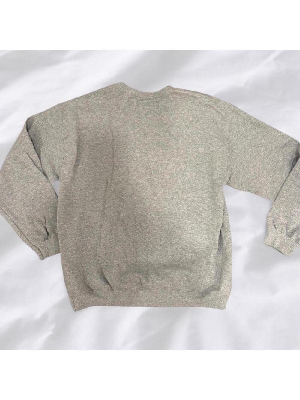 Rocky Mountains Colorado crewneck with outdoor mountain design. - Picture 2 of 4